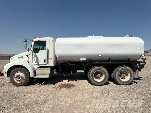 Kenworth T 300 صهاريج مياه