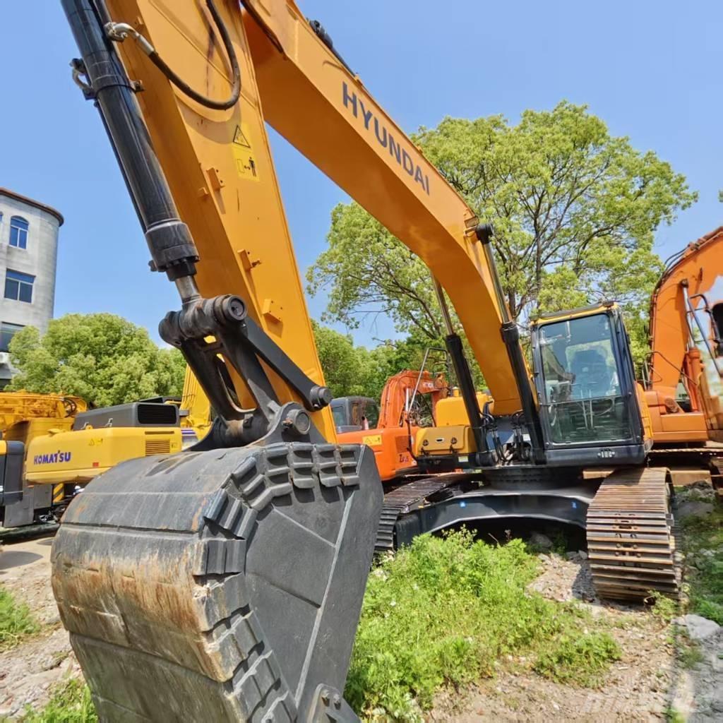 Hyundai Robex 300 LC حفارات زحافة