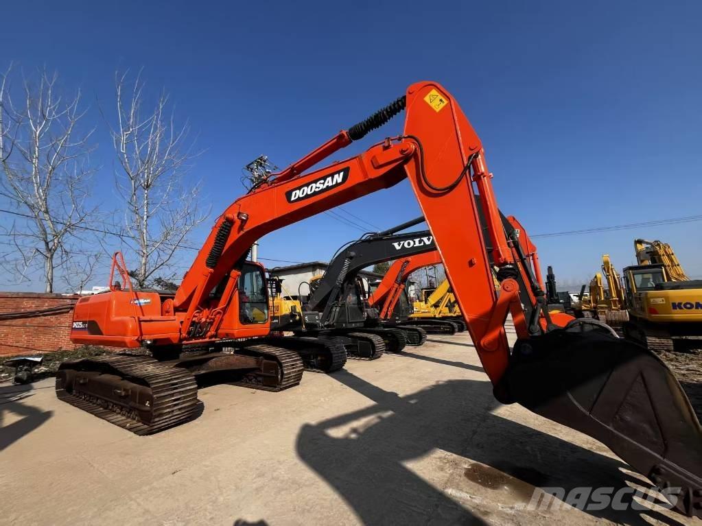 Doosan DH225 LC-7 حفارات زحافة