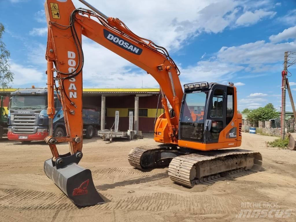 Doosan DX 140 LC-3 حفارات زحافة