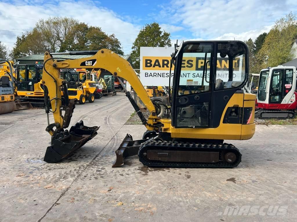 CAT 302.5 C حفارات صغيرة أقل من 7 طن (حفارات صغيرة)