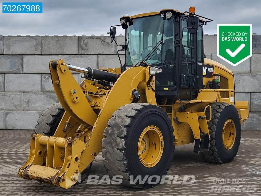 CAT 930 M لوادر بعجل