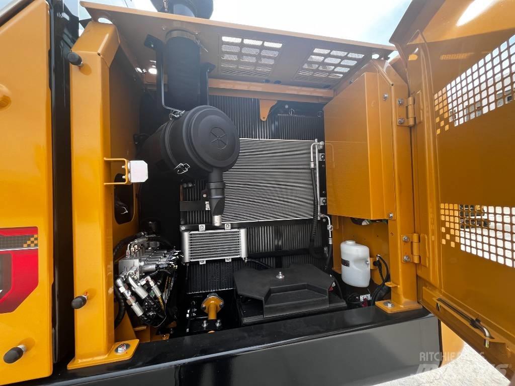 Sany SY135C حفارات زحافة