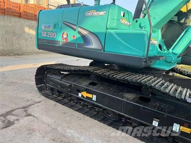 Kobelco SK 200 حفارات زحافة