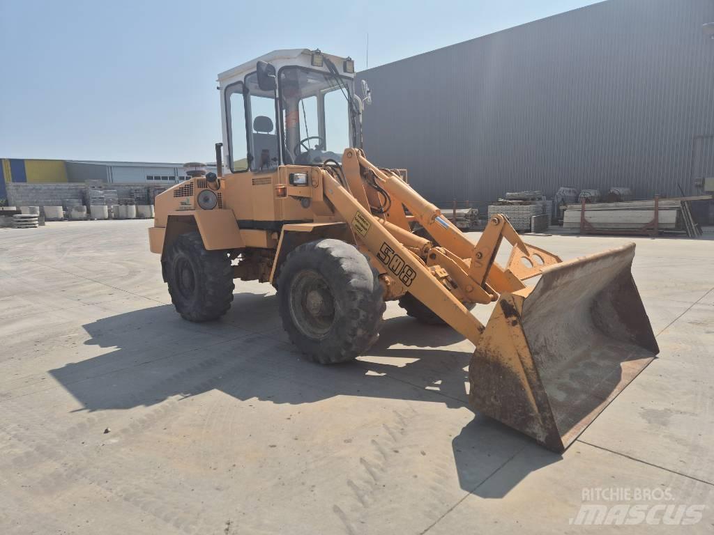Liebherr 508 لوادر بعجل