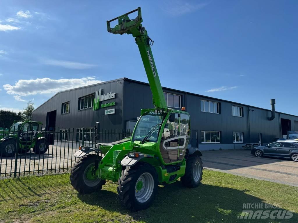 Merlo TF42.7 CS معدات مناولة لأغراض الزراعة