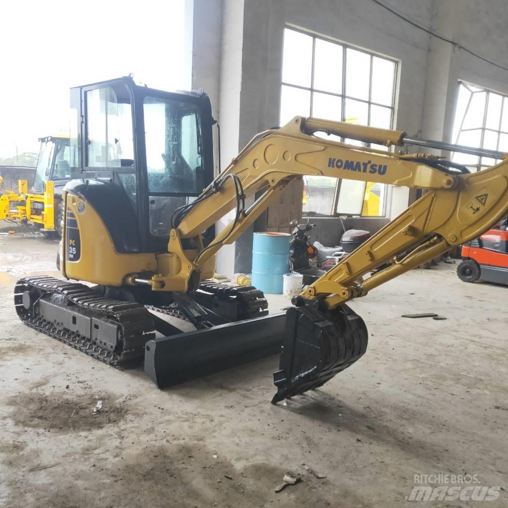 Komatsu PC 30 MRX-2 حفارات زحافة