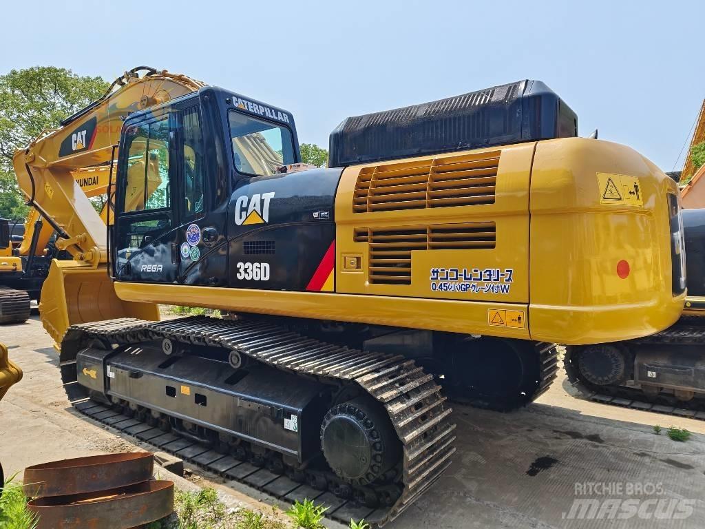 CAT 336 D حفارات زحافة