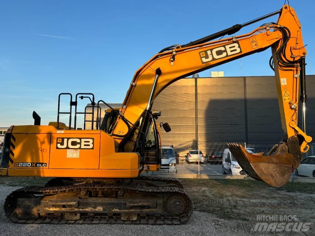 JCB 220 حفارات زحافة