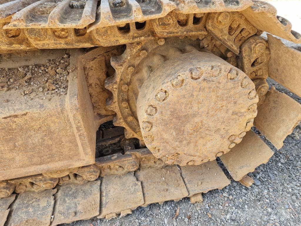 Komatsu PC 340 LC حفارات زحافة