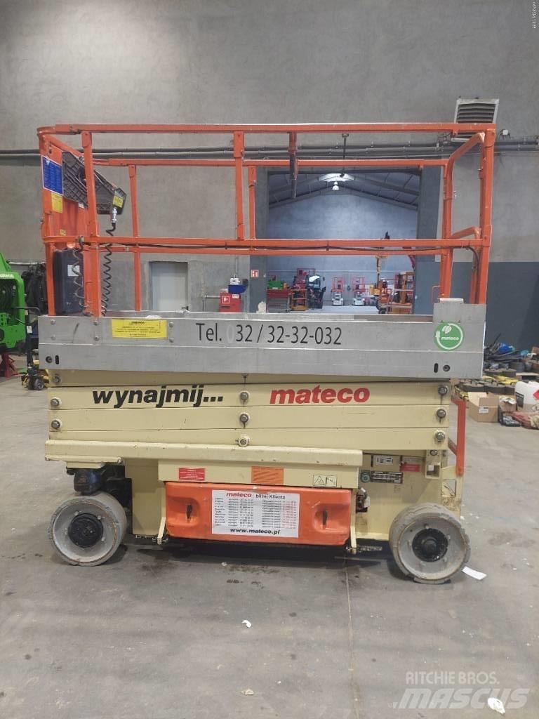 JLG 2630 ES رافعات مقصية الشكل