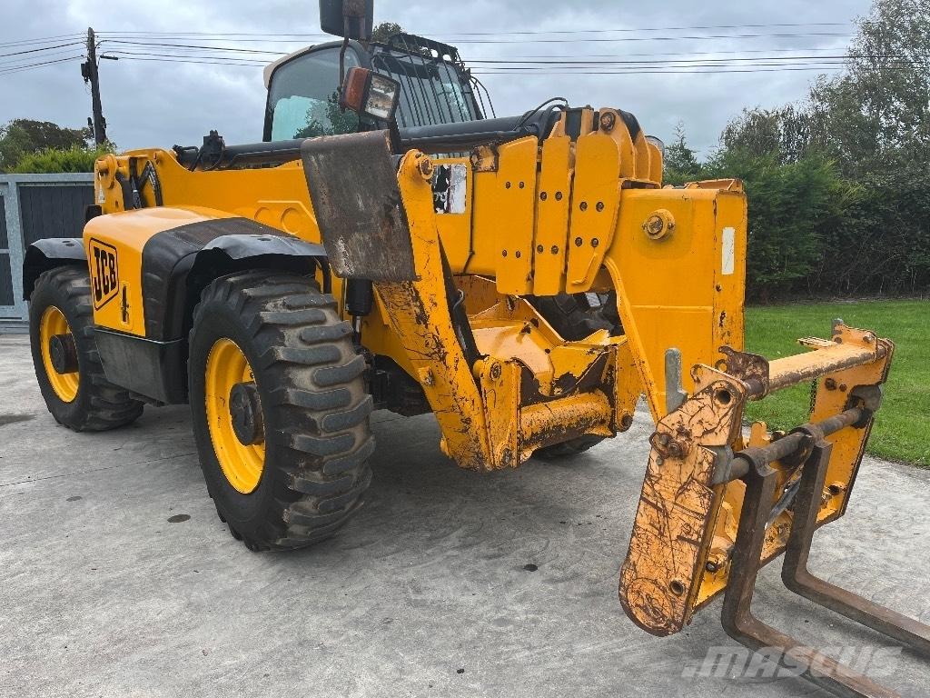 JCB 540-170 مناولات متداخلة