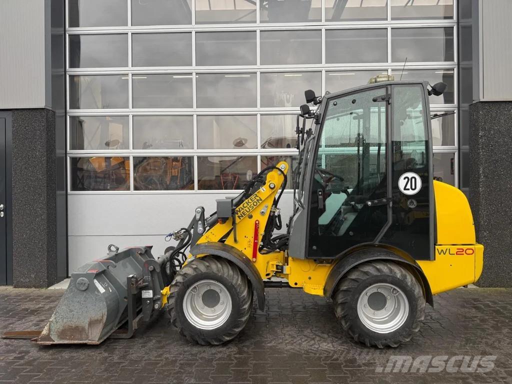 Wacker Neuson WL20 لوادر بعجل