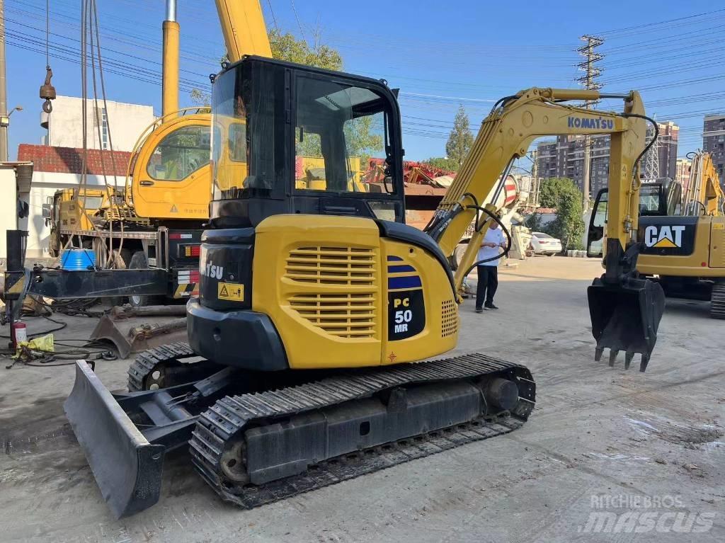 Komatsu PC 50 حفارات صغيرة أقل من 7 طن (حفارات صغيرة)