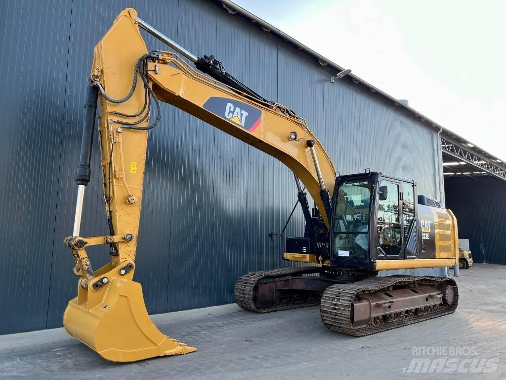 CAT 323E L حفارات زحافة