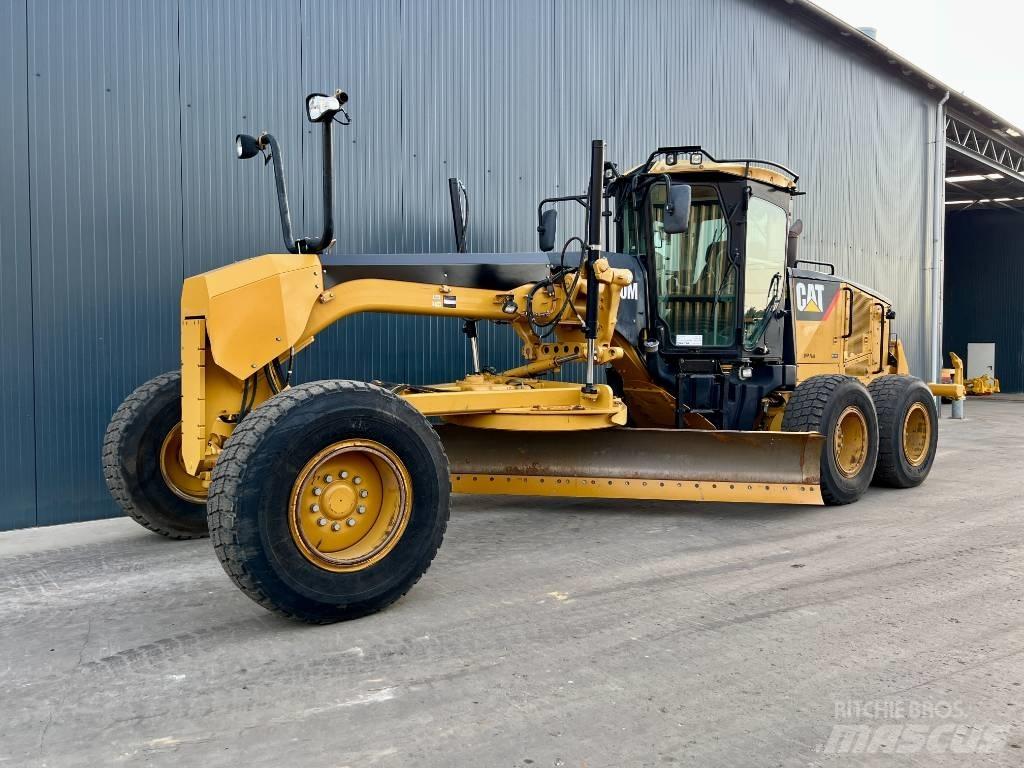 CAT 140M معدات تمهيد الطرق