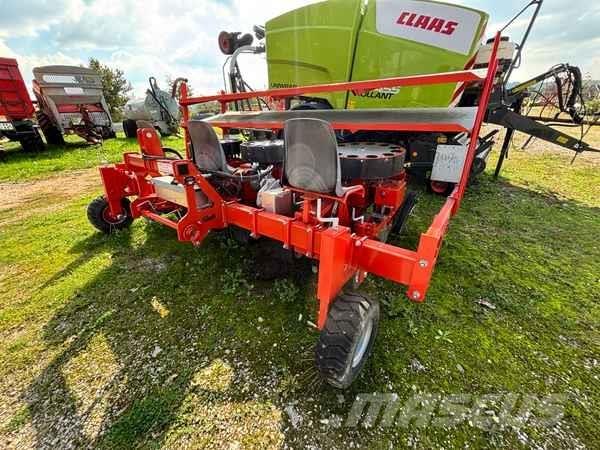 Nicolas Sam 12 مثاقيب