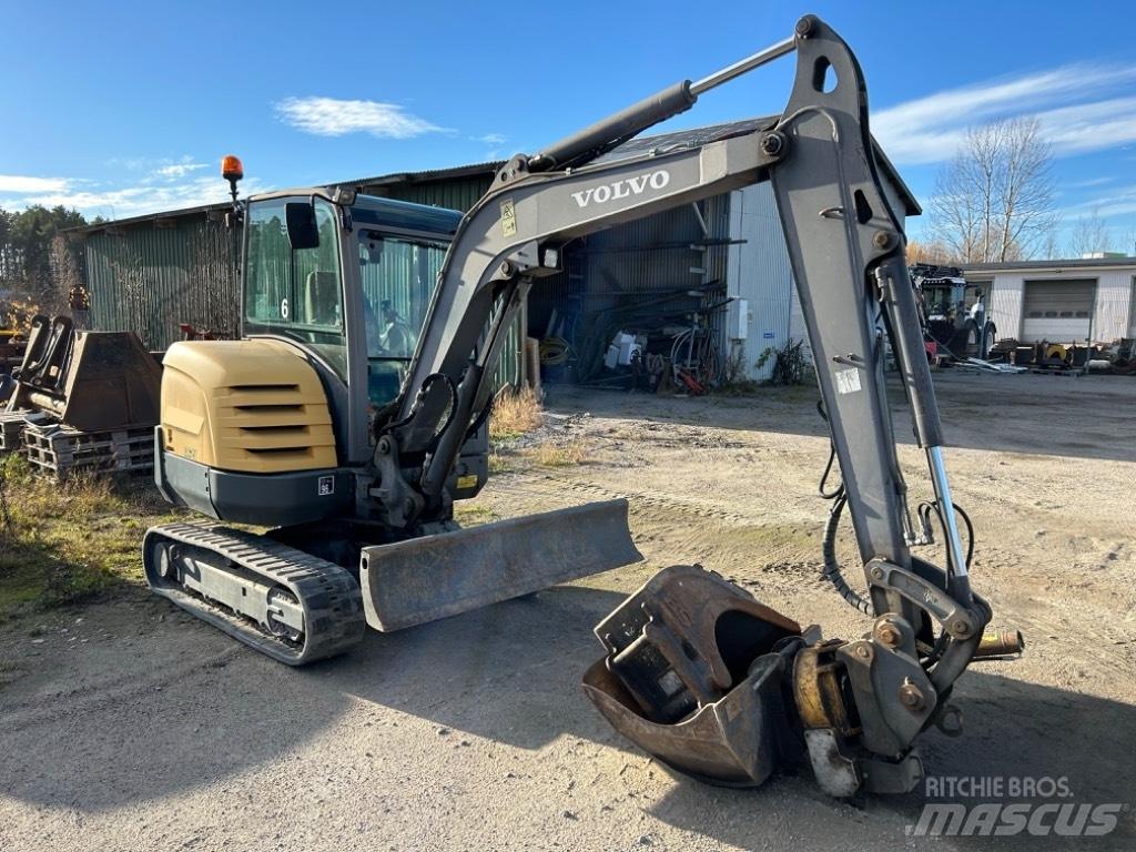 Volvo EC 35 C حفارات صغيرة أقل من 7 طن (حفارات صغيرة)