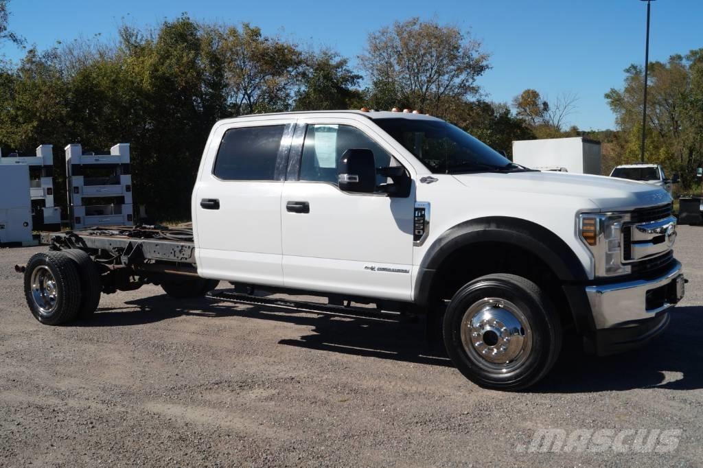 Ford F 550 XLT SD شاحنات بمقصورة وهيكل