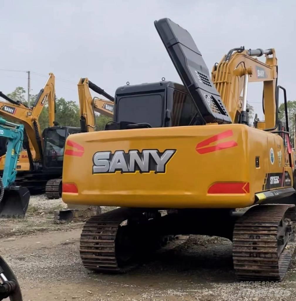 Sany SY 155 C حفارات زحافة