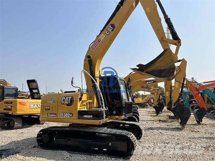 CAT 313D2GC حفارات وسط 7 طن - 12 طن