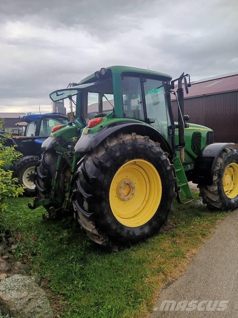 John Deere 6820 6820 الجرارات