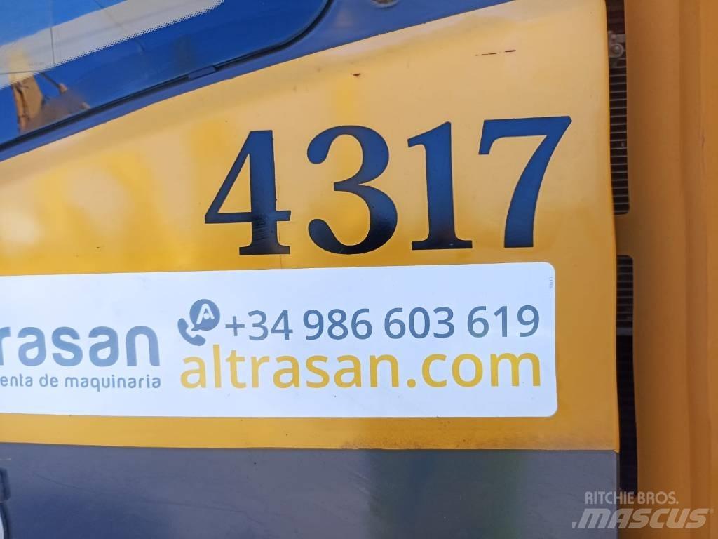 Volvo ECR 235 C L حفارات زحافة