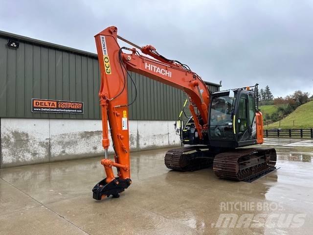 Hitachi ZX 135 US-6 حفارات زحافة