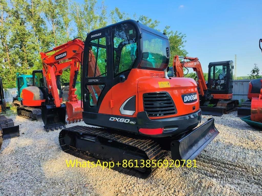 Doosan DX 60 حفارات صغيرة أقل من 7 طن (حفارات صغيرة)