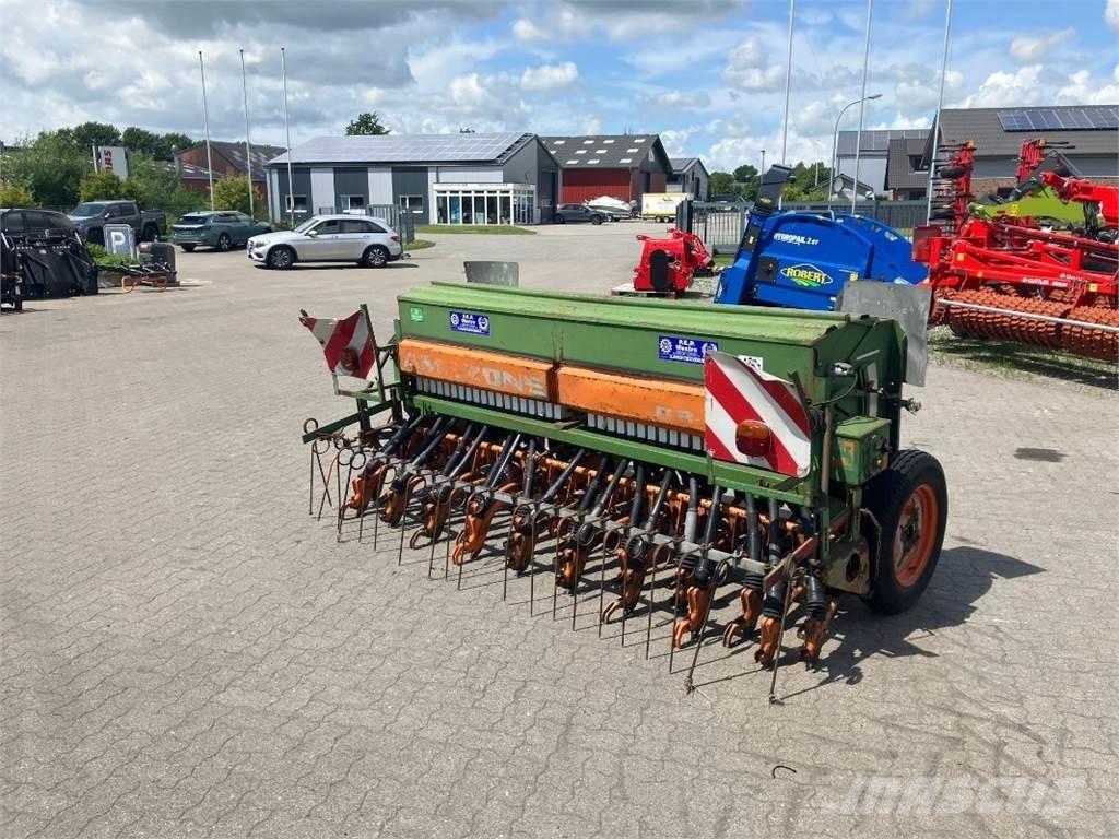 Amazone D8 / 30 E مثاقيب