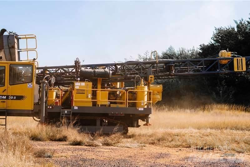 Atlas Copco DM30 معدات الثقب السطحي