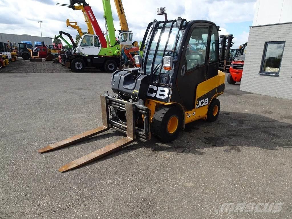 JCB TLT30 مناولات متداخلة