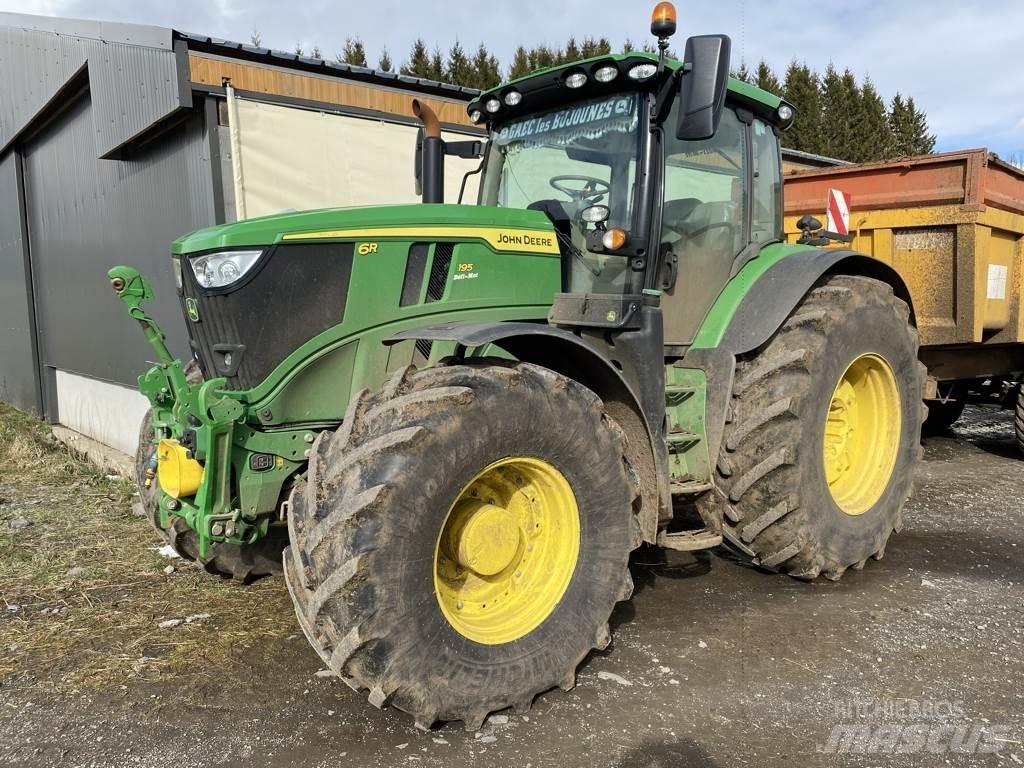 John Deere 6R 195 الجرارات