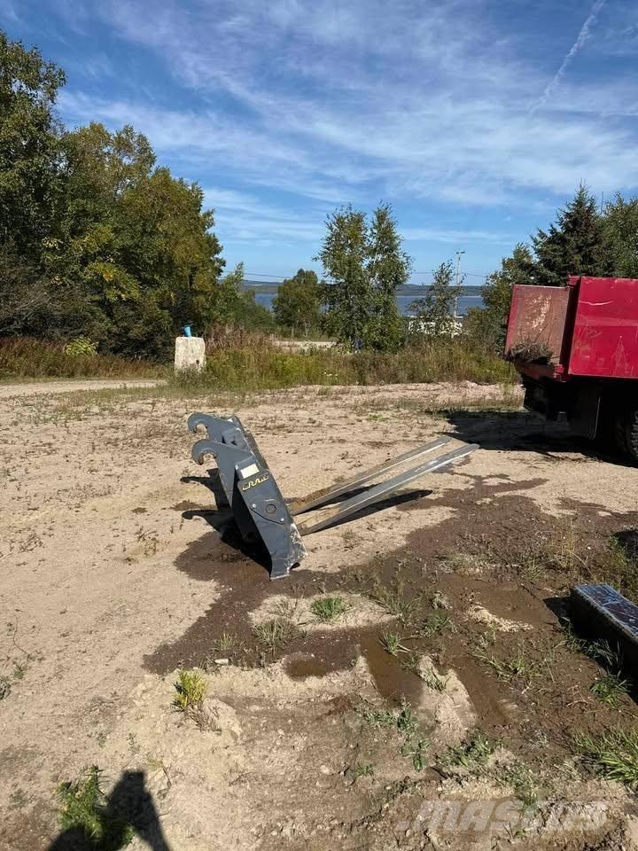 Hitachi ZW 140 لوادر بعجل