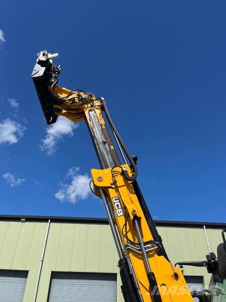 JCB TM 420 معدات مناولة لأغراض الزراعة