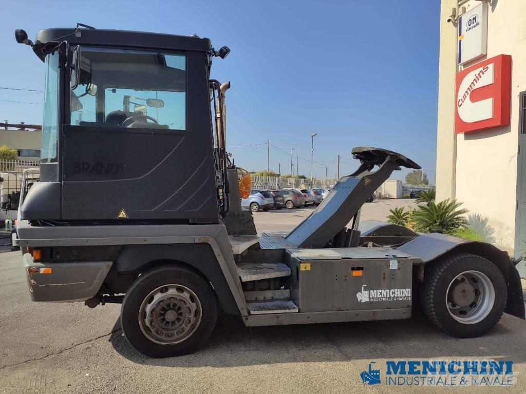 Terberg TT 223 جرارات صالات المطارات