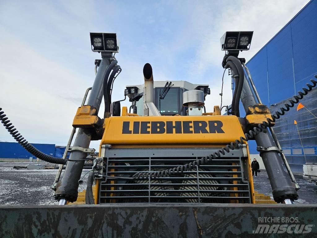 Liebherr 736 LGP بلدوزرات مجنزرة