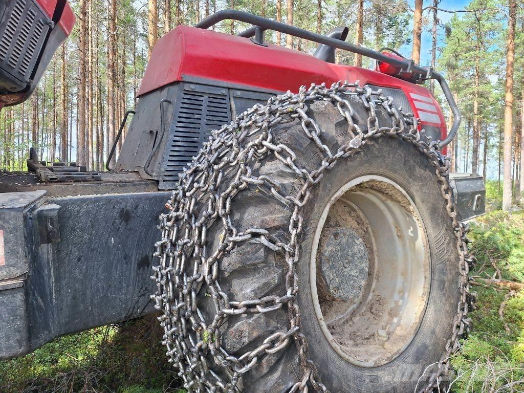 Komatsu 951 حصادات