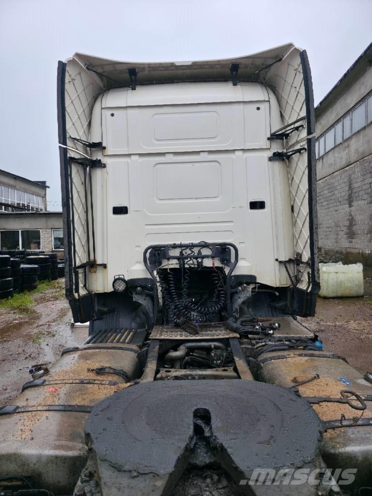 Scania R 440 وحدات الجر