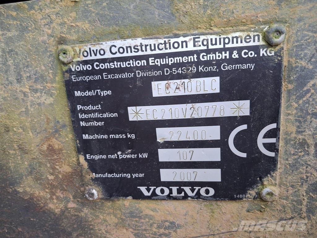 Volvo EC210 BLC حفارات زحافة