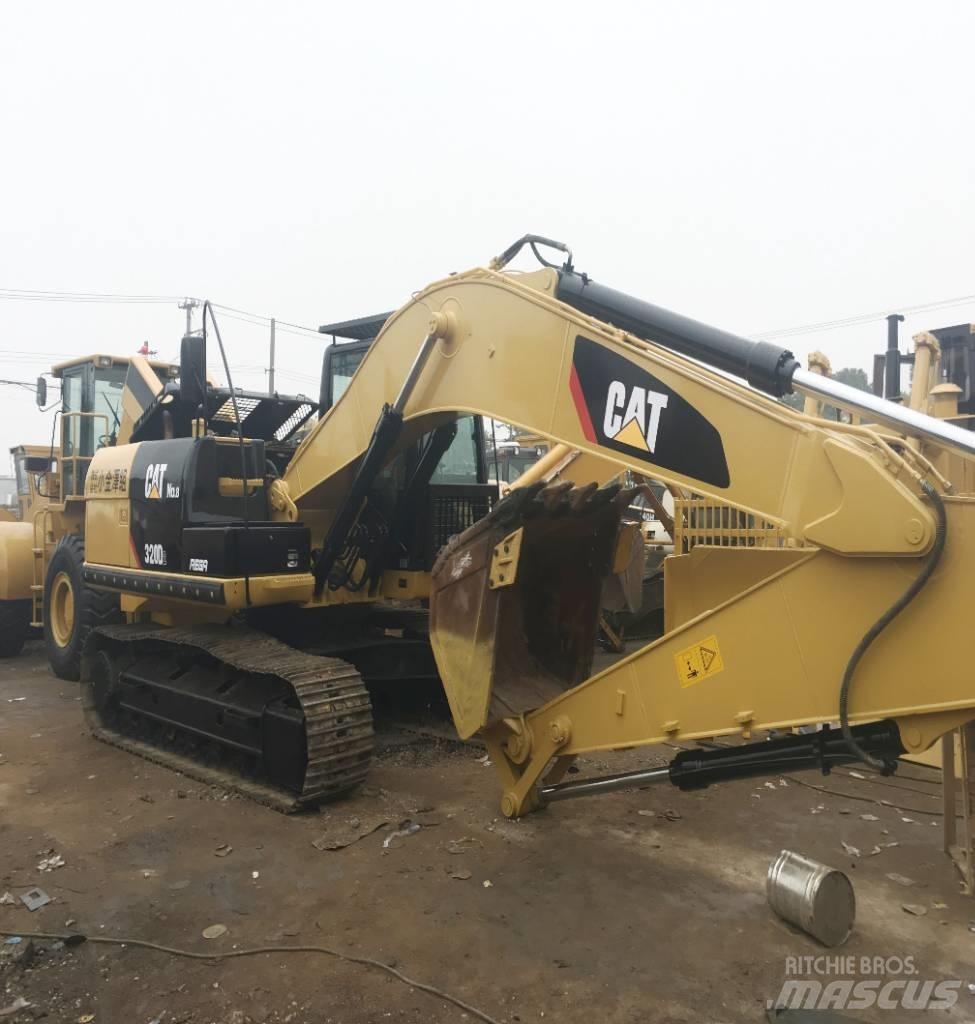CAT 320 DL حفارات زحافة