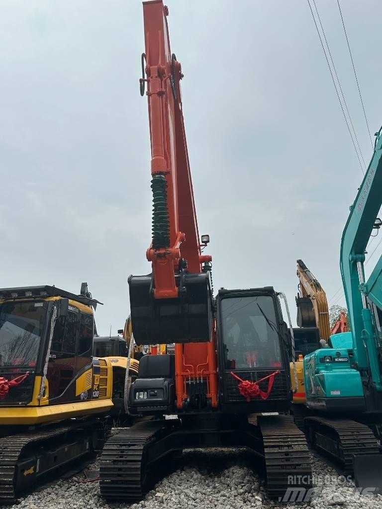 Hitachi ZX 120 حفارات زحافة