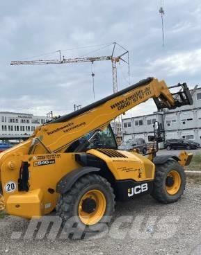 JCB 540-140 مناولات متداخلة