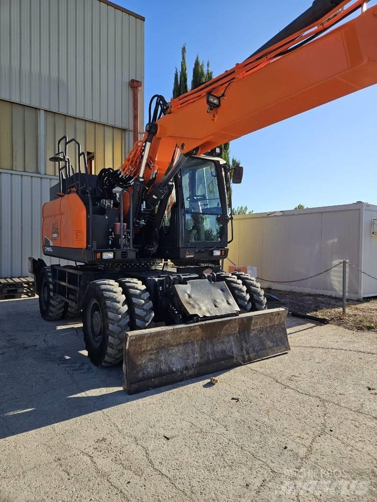 Doosan DX 165 W-5 حفارات بعجل