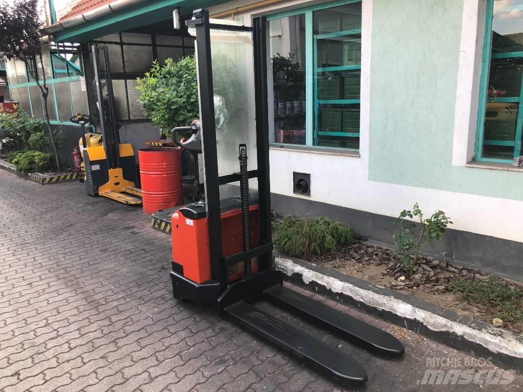 BT S10 V-3267 شاحنات مناولة ذات منصة نقالة يدوية