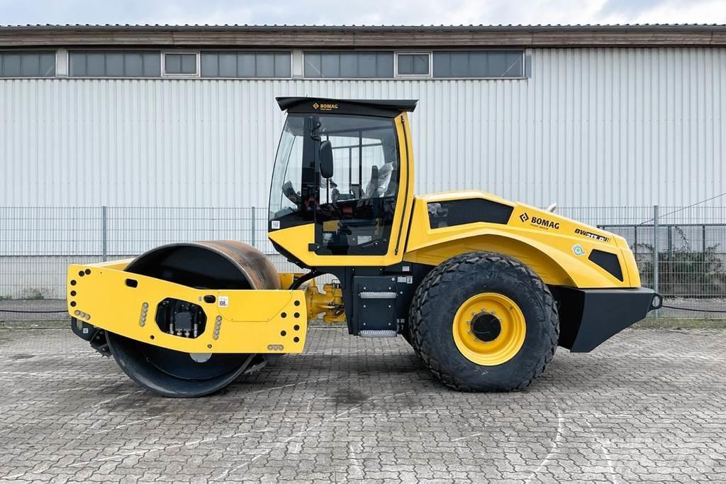 Bomag BW 213 D-5 مداحل أحادية الأسطوانة
