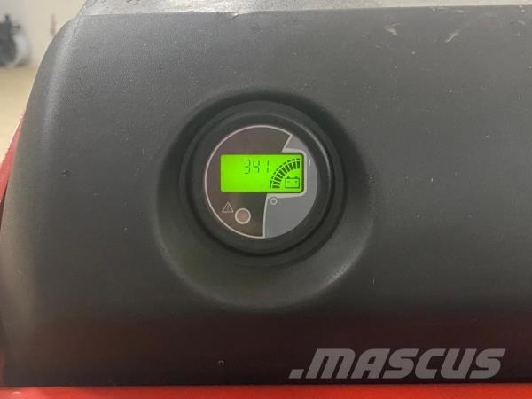 Manitou TI30 RM SP شاحنات مناولة ذاتية الدفع