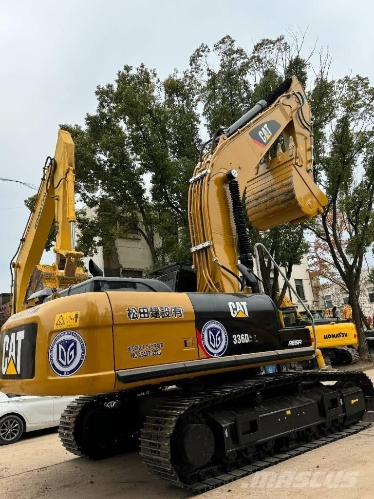 CAT 336 D حفارات وسط 7 طن - 12 طن