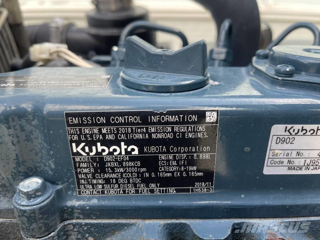 Bomag BW 100 AD M-5 مداحل ثنائية الاسطوانة