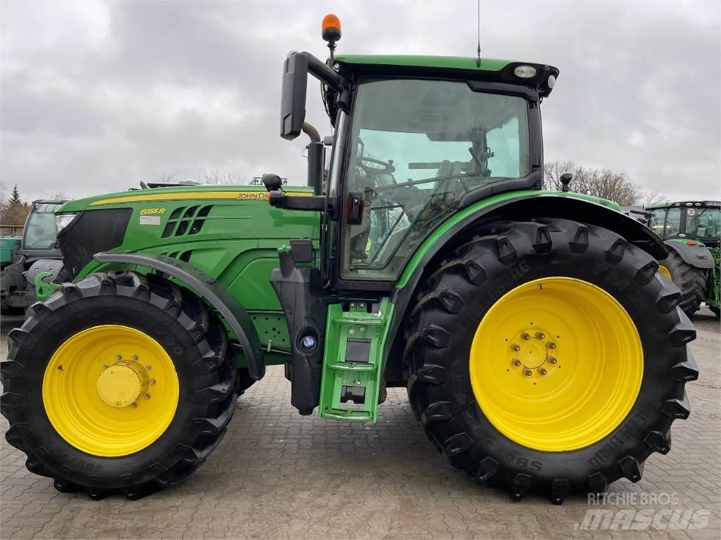 John Deere 6155R الجرارات